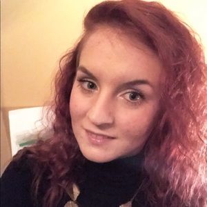 Meet your Posher, Petra